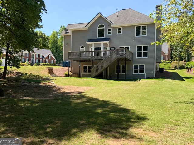 1424 Chatsworth Trace, Lawrenceville, GA 30044