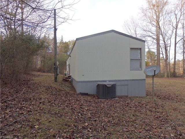 6445 Old Post Office Road, Thomasville, NC 27360