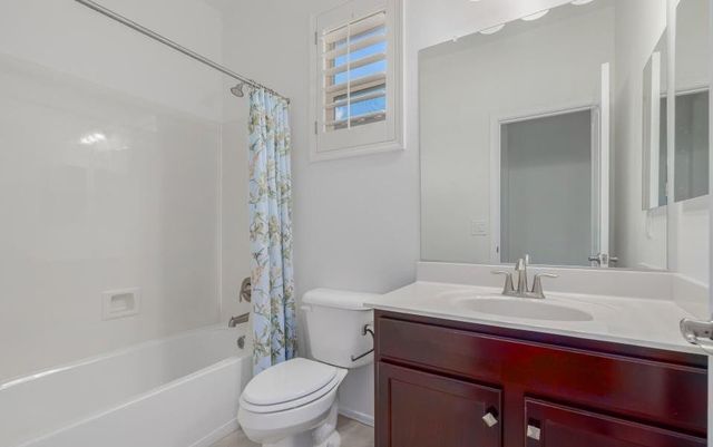 2532 W Corva Drive, Phoenix, AZ 85085