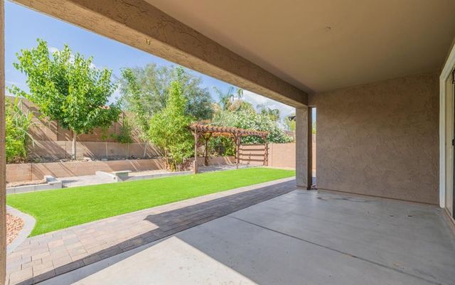 2532 W Corva Drive, Phoenix, AZ 85085