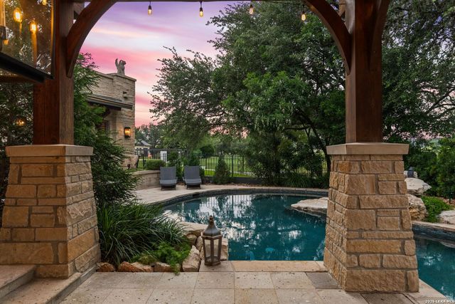 18918 De Enclave, San Antonio, TX 78258