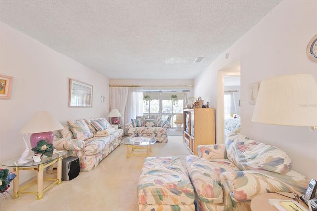 1250 S PINELLAS AVE 910, Tarpon Springs, FL 34689