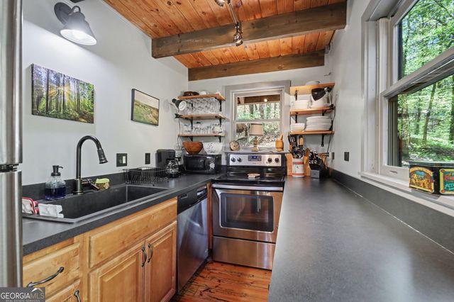 772 Glassy Mountain, Tiger, GA 30576
