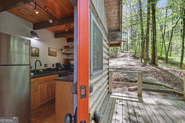772 Glassy Mountain, Tiger, GA 30576