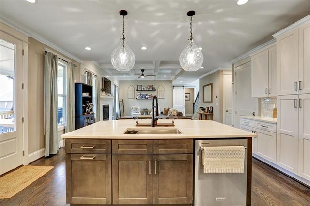 6108 Hutchins Drive, Buford, GA 30518