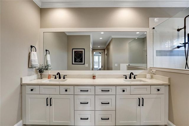 6108 Hutchins Drive, Buford, GA 30518