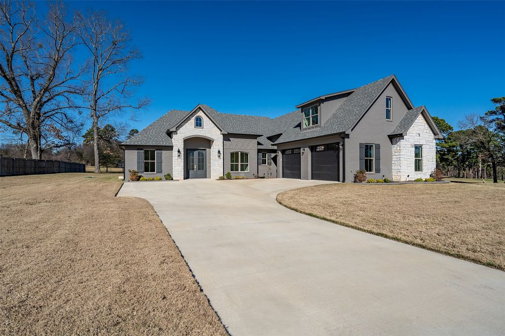 114 White-N-Gail, Bullard, TX 75757
