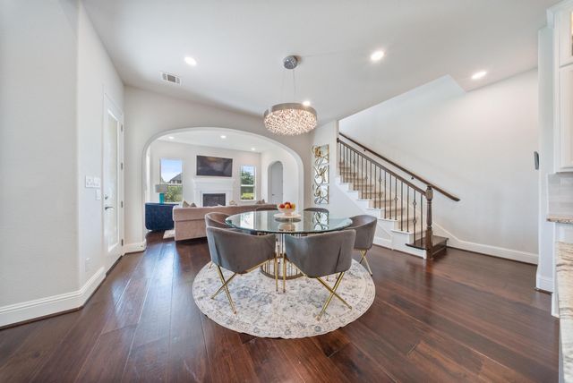 5403 Rouchel Brook Lane, Sugar Land, TX 77479