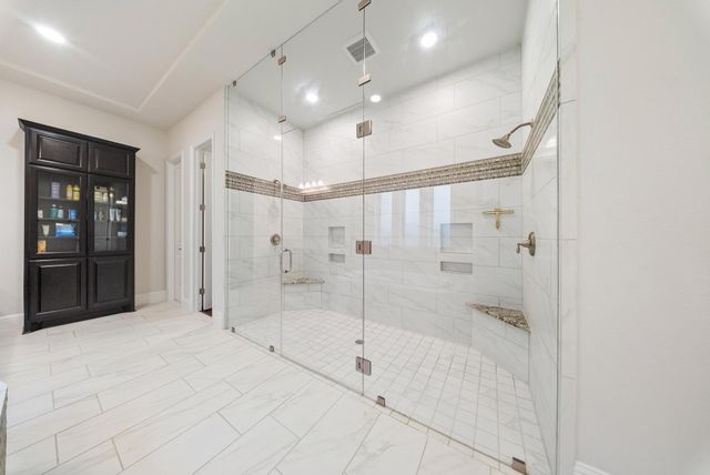 5403 Rouchel Brook Lane, Sugar Land, TX 77479