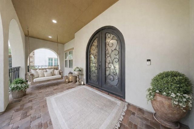 5403 Rouchel Brook Lane, Sugar Land, TX 77479