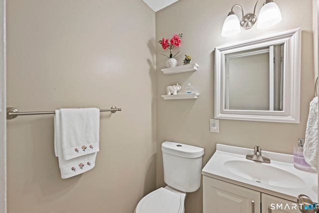 15 Darling Street A, Southington, CT 06489