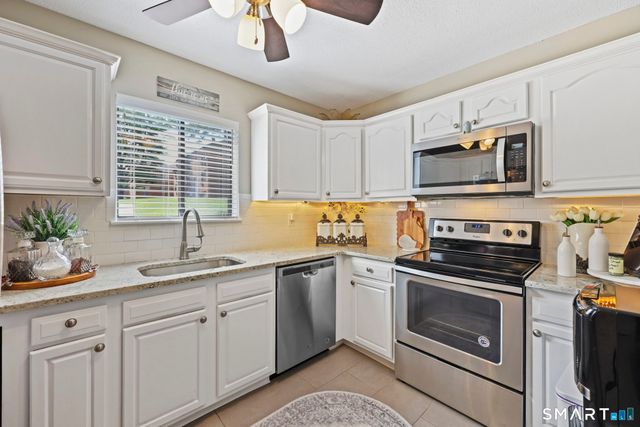 15 Darling Street A, Southington, CT 06489