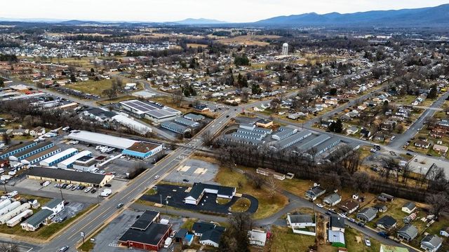 420 N POPLAR AVE, Waynesboro, VA 22980