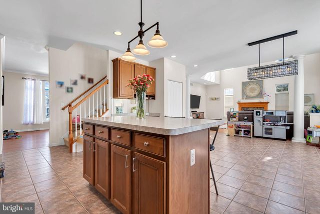 15 TRADEWINDS AVE, Barnegat, NJ 08005