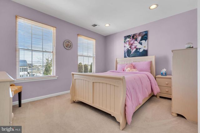 15 TRADEWINDS AVE, Barnegat, NJ 08005