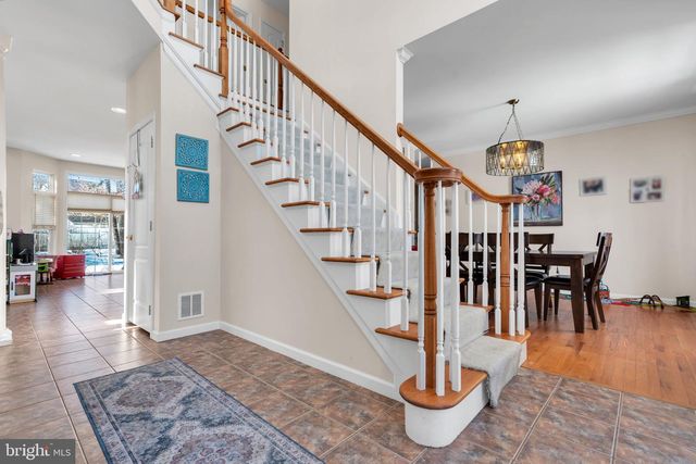 15 TRADEWINDS AVE, Barnegat, NJ 08005