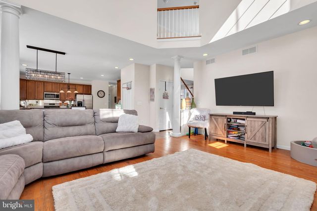 15 TRADEWINDS AVE, Barnegat, NJ 08005