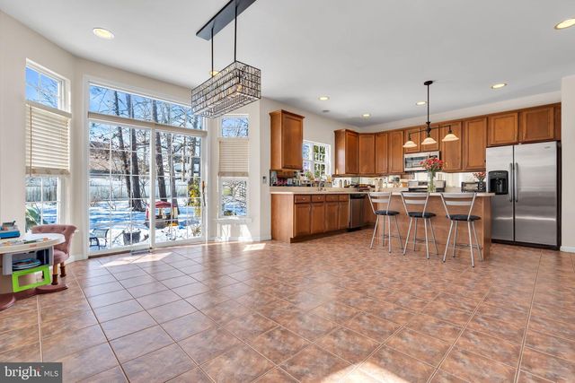 15 TRADEWINDS AVE, Barnegat, NJ 08005