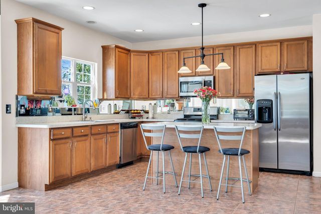 15 TRADEWINDS AVE, Barnegat, NJ 08005