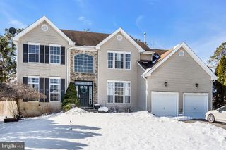 15 TRADEWINDS AVE, Barnegat, NJ 08005