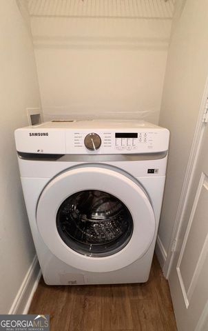 1075 Peachtree Walk NE 221, Atlanta, GA 30309