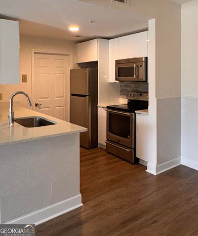 1075 Peachtree Walk NE 221, Atlanta, GA 30309