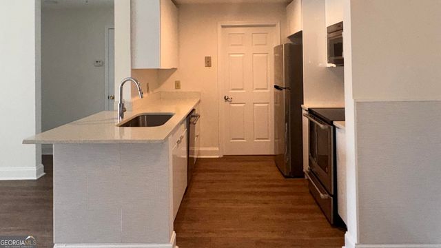 1075 Peachtree Walk NE 221, Atlanta, GA 30309