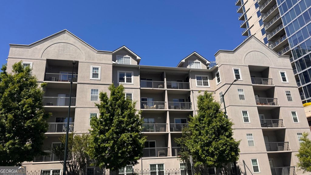 1075 Peachtree Walk NE 221, Atlanta, GA 30309