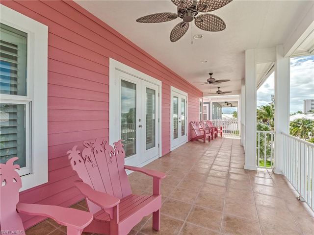 276 Delmar AVE, Fort Myers Beach, FL 33931