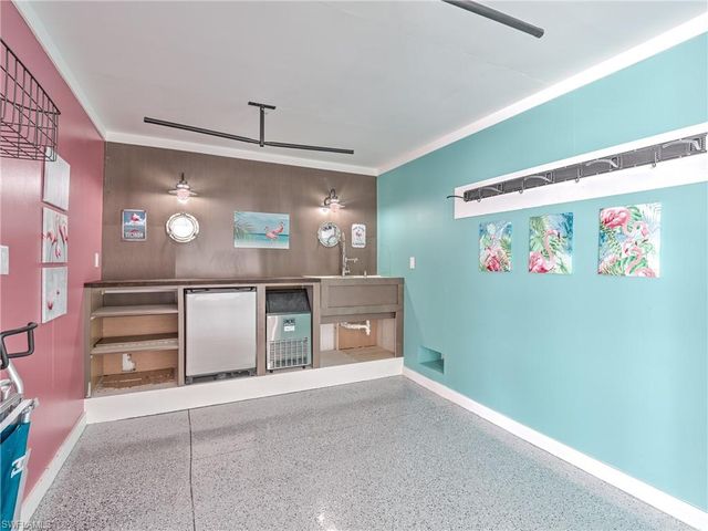 276 Delmar AVE, Fort Myers Beach, FL 33931