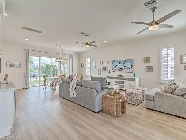 276 Delmar AVE, Fort Myers Beach, FL 33931