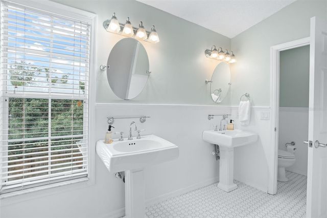 1718 ERROL WOODS DRIVE, Apopka, FL 32712