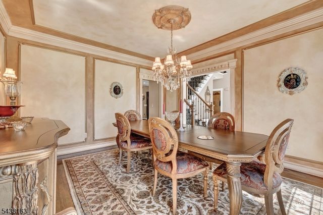1 Bailiwick Dr, Warren Twp., NJ 07059
