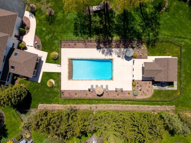 1 Bailiwick Dr, Warren Twp., NJ 07059
