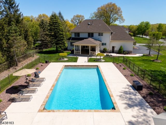1 Bailiwick Dr, Warren Twp., NJ 07059