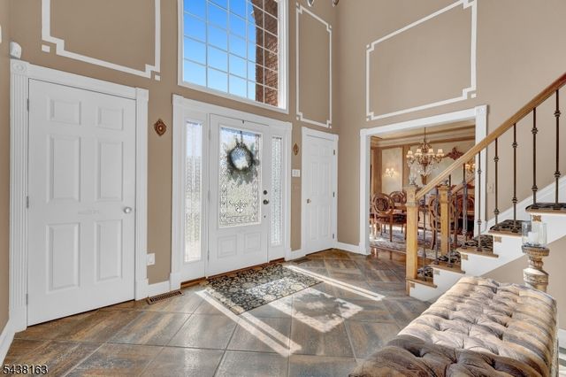 1 Bailiwick Dr, Warren Twp., NJ 07059