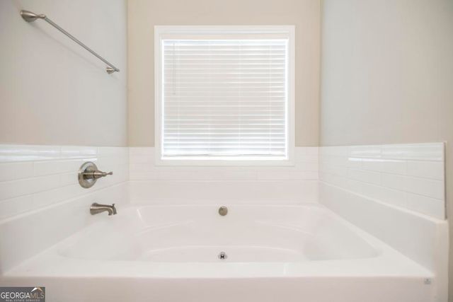 219 Diamond Place, Gray, GA 31032