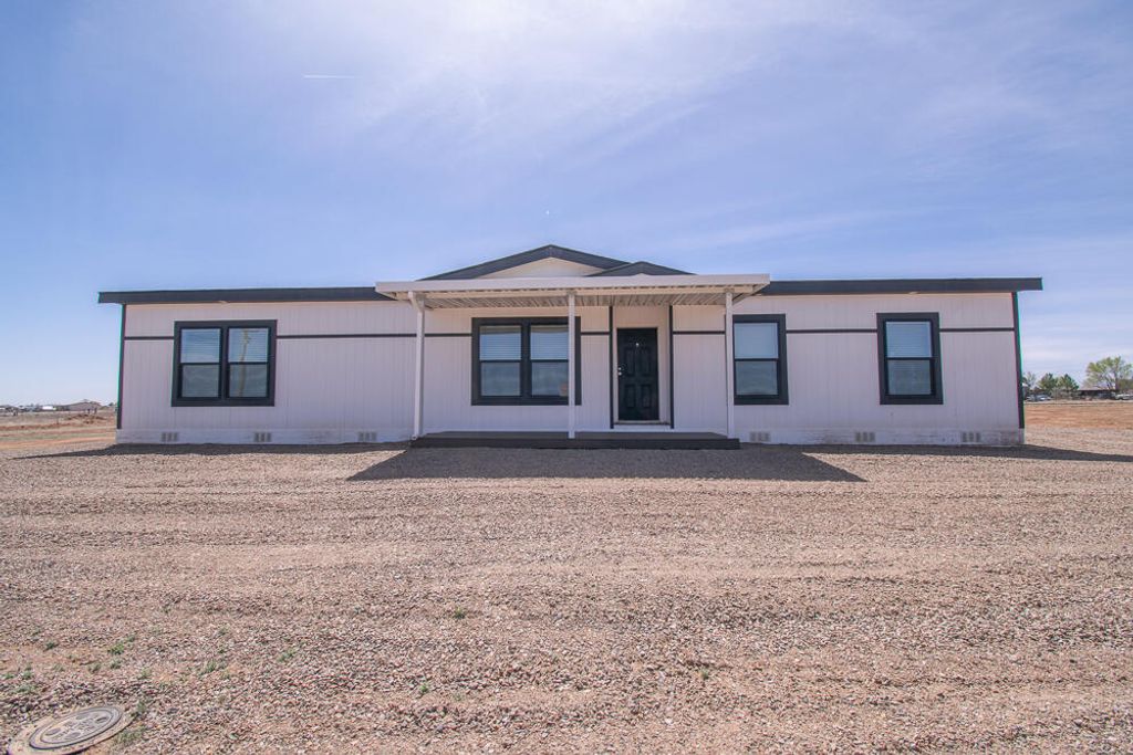 151 Glorieta Street, Moriarty, NM 87035
