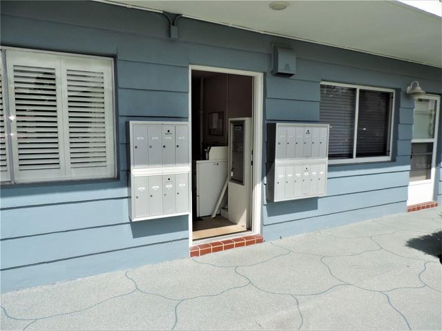 250 126TH AVENUE 202, Treasure Island, FL 33706