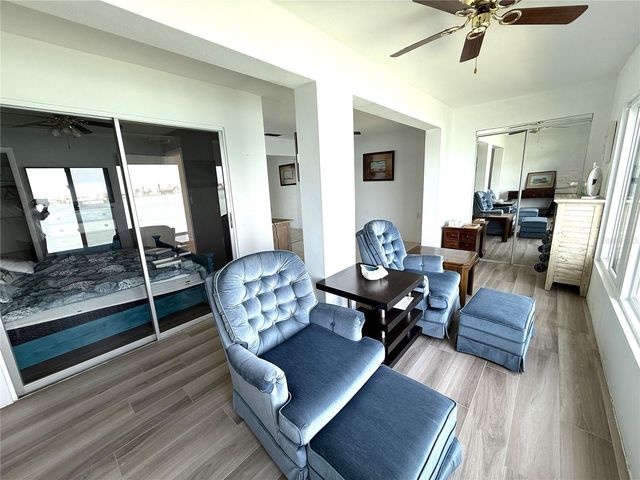 250 126TH AVENUE 202, Treasure Island, FL 33706