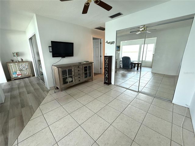 250 126TH AVENUE 202, Treasure Island, FL 33706
