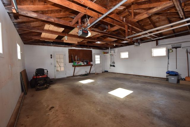 115 High Street S, Saint Paris, OH 43072