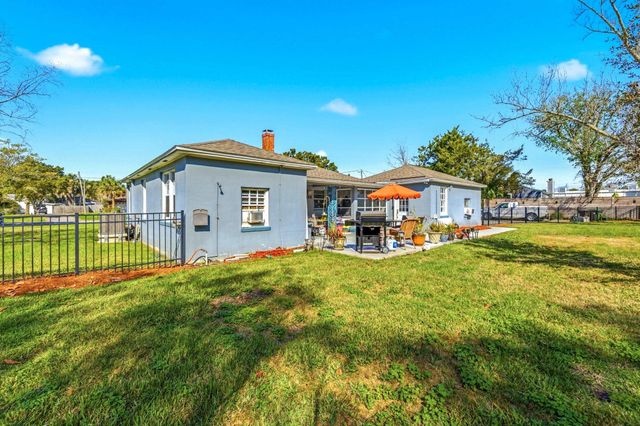 16 Menendez Rd, St Augustine, FL 32080