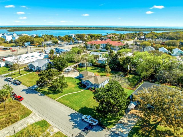 16 Menendez Rd, St Augustine, FL 32080