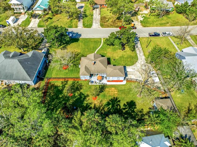 16 Menendez Rd, St Augustine, FL 32080