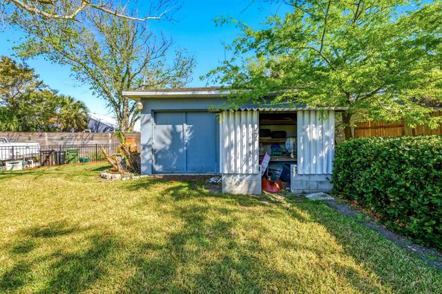 16 Menendez Rd, St Augustine, FL 32080