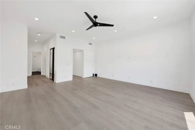 14844 Dickens 301, Sherman Oaks, CA 91403