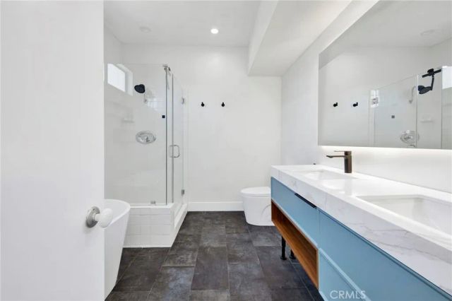 14844 Dickens 301, Sherman Oaks, CA 91403