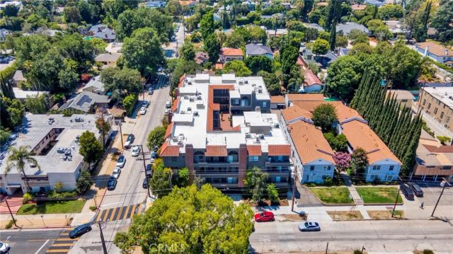 14844 Dickens 301, Sherman Oaks, CA 91403