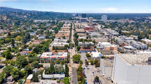 14844 Dickens 301, Sherman Oaks, CA 91403